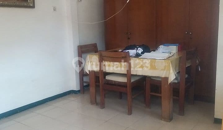 Dengan Nilai Investasi 2,2 Miliar,bisa Dapatkan Rumah Di Jakarta Barat ,akses Dekat Ke Pusat Kota