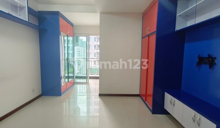 Kondominium 2 Kamar tidur view laut di baywalk pluit jakarta barat