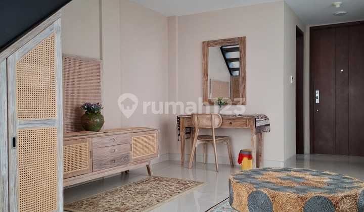 Di jual rugi apartemen bizloft u residence karawaci Tangerang