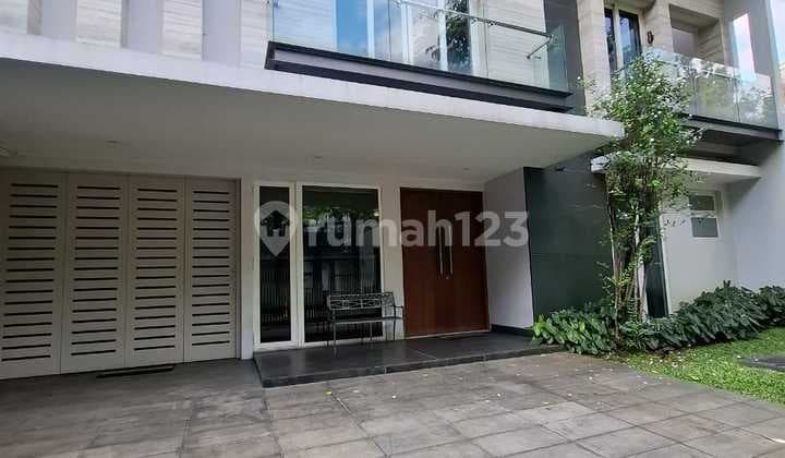 New House in Mega Kuningan Semi Furnished