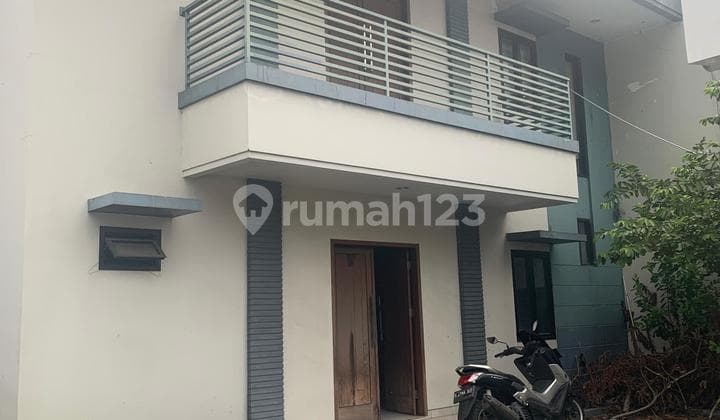 Gudang Strategis di Jln Raya Joglo