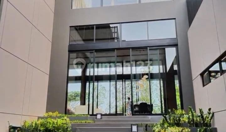 Luxury Villa Botanic Navapark Bsd