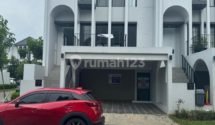 Sewa Rumah Hoek Cantik Aether Greenwich Bsd Harga Terjangkau