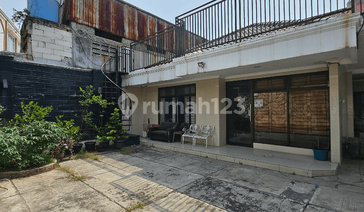 Dalam Komplek Rumah Hitung Tanah Di Kedoya