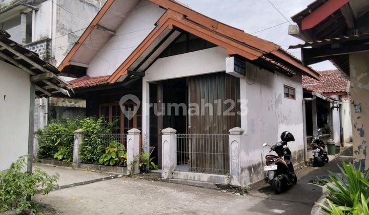 Rumah Dalam Ringroad Dekat Kota dan Kampus