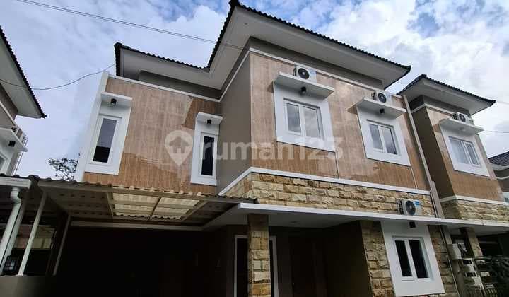 Rumah Baru 2 Lt Siap Huni Full Furnished