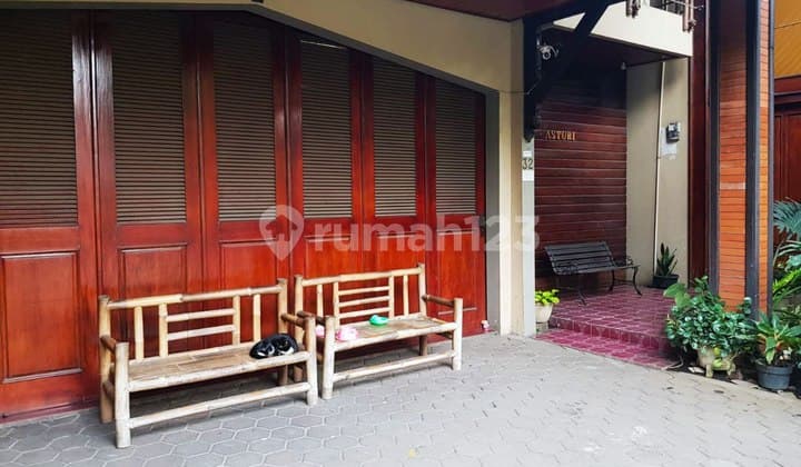 Dijual Rumah Bagus Hadap Timur Pinggir Jalan Turangga