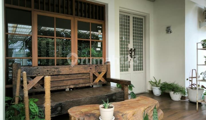 Rumah Bagus Terawat Gatot Subroto Bandung