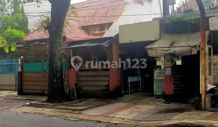 Rumah Lokasi Strategi Pusat Kota 1 KM ke Asia Afrika