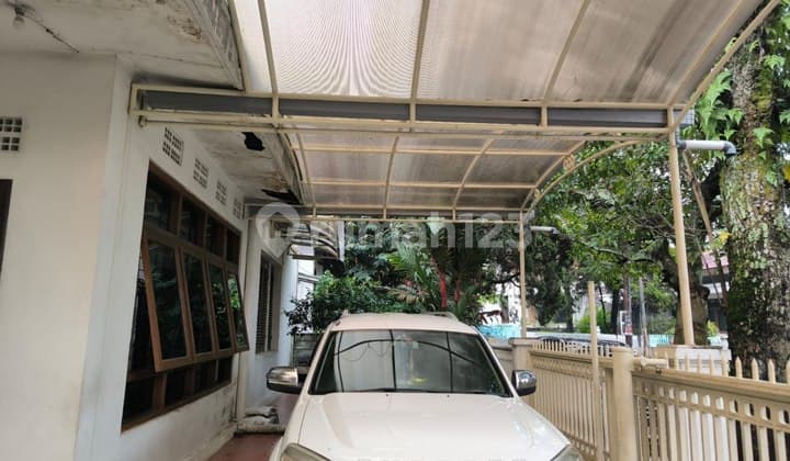 Rumah Strategis Design Bangunan Belanda Pusat Kota Bandung