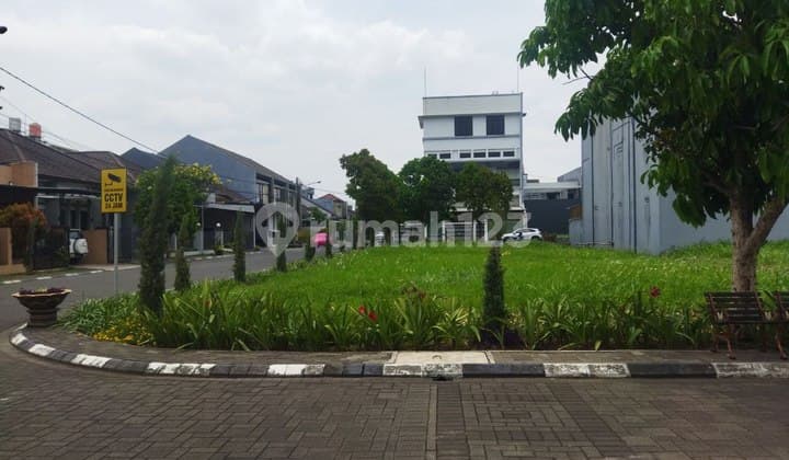 Tanah Matang Batununggal Indah Posisi Double Hook