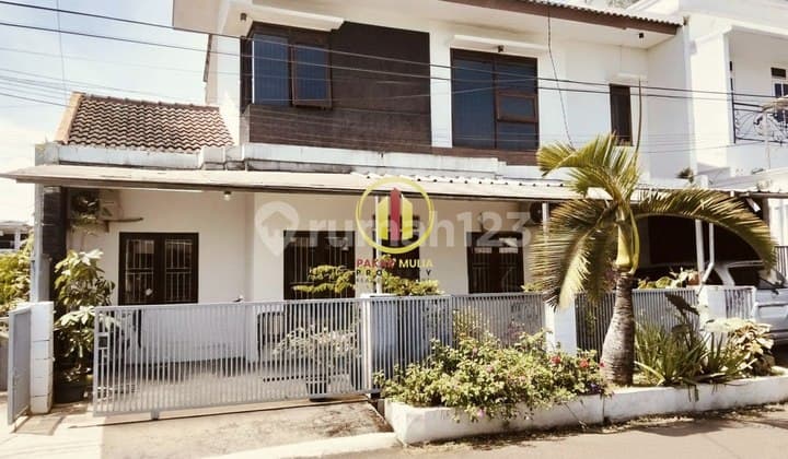 Rumah Bagus Semi Furnish Metro Margahayu Raya