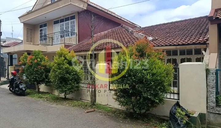 Well-Maintained Affordable House in Cijaura Margacinta Buahbatu Complex
