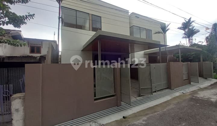Rumah Baru Siap Huni Komplek Riung Bandung