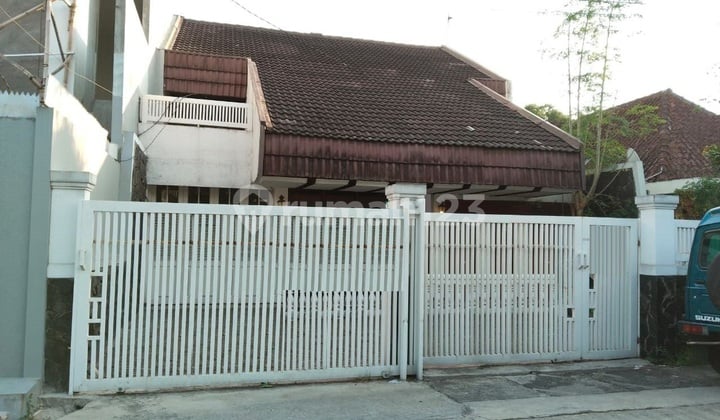Rumah Strategis Cihapit Sayap Riau Bandung