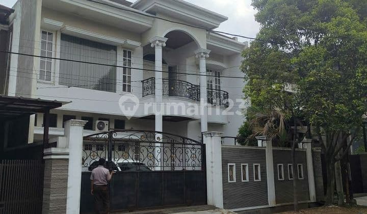 Rumah Mewah Bawa Hoki Lokasi Bagus Batununggal Bandung