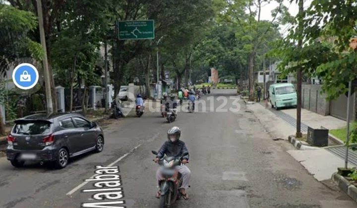 Rumah Strategis Usaha di Gatot Subroto Bandung