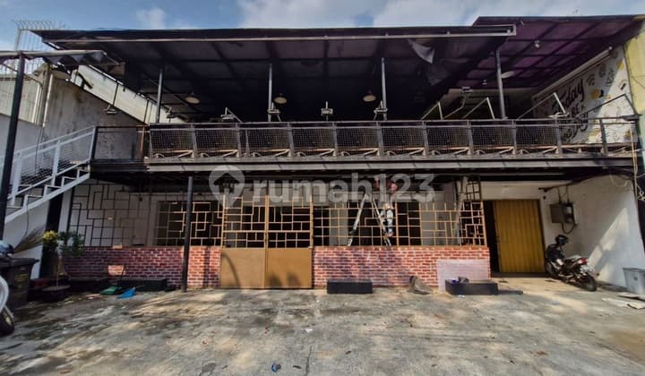 Ruang Usaha di Mainroad Cihampelas Dekat Ciwalk Bandung