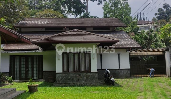 Rumah Mewah Bandung Utara Perkantoran Hegarmanah