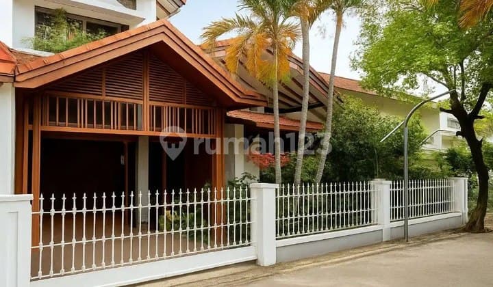 Rumah terawat di sekejati kiaracondong dekat RS mayapada