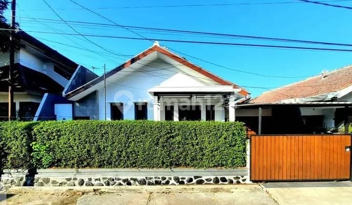 Rumah terawat siap huni di turangga buahbatu bandung