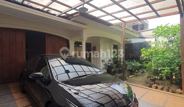 Rumah Strategis Dekat Istana Plaza Sayap Pajajaran Bandung