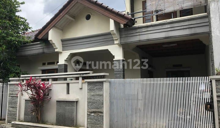 Rumah bagus strategis di margahayu raya bandung