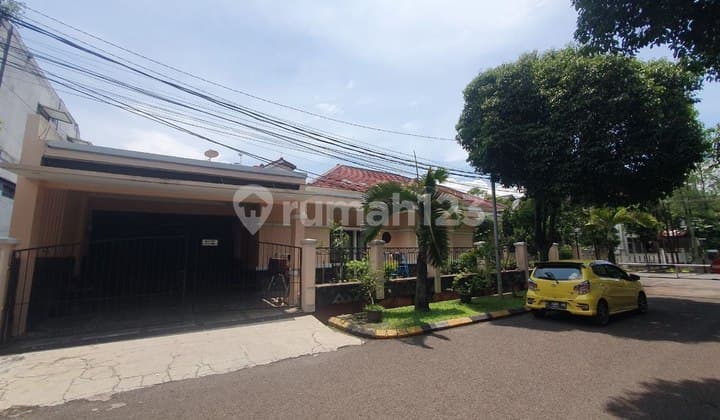 Rumah 1 lantai hook di batununggal bandung