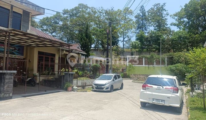 Rumah terawat lokasi bagus dekat tol pasteur bandung
