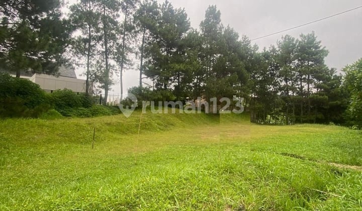 Best Location! Flat Land with SHM Certificate 807m² at Dago Pakar Resort