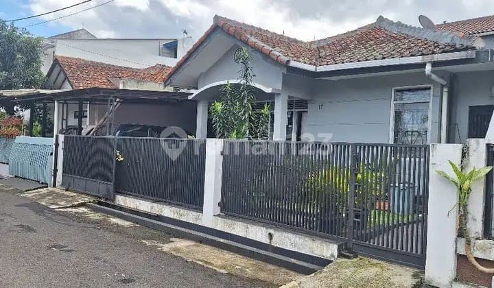 Rumah 1 Lantai SHM di Arcamanik, Bandung