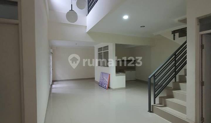 Rumah Bagus 2 Lantai Di Arcamanik Bandung