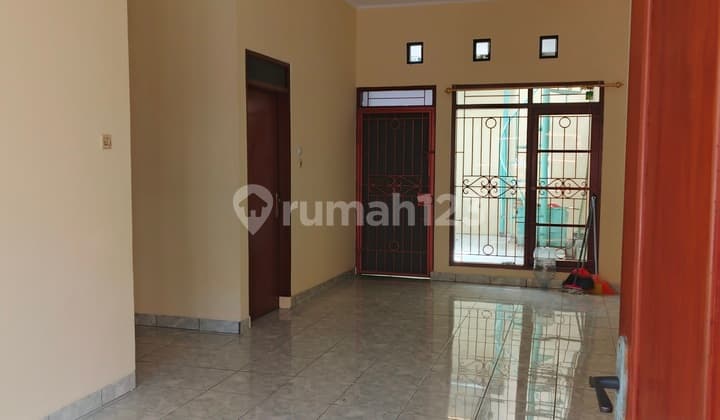 Rumah di Taman Kopo Indah 3, Siap Huni Murah dengan Lokasi Yg Strategi