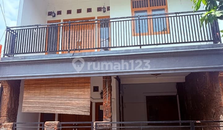 For Rent: House on the Side of Larangan Indah Complex Road