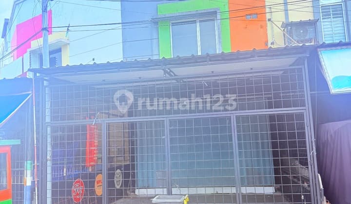 Disewakan Ruko Pinggir Jalan 2 Lantai Siap Huni