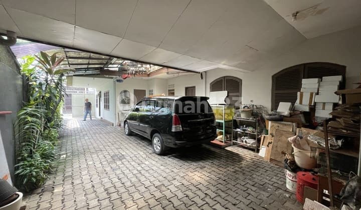 Rumah di Pasar Baru Jakarta Pusat