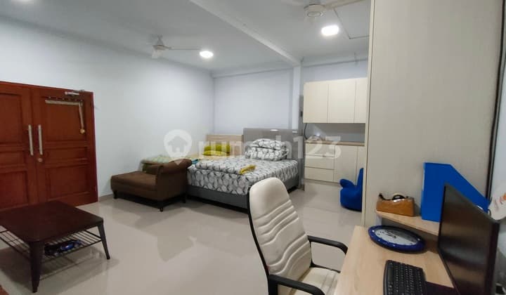 Rare 1-Story House in Meruya Measuring 10x25