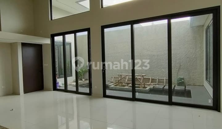 Rumah Meruya Utara Siap Huni