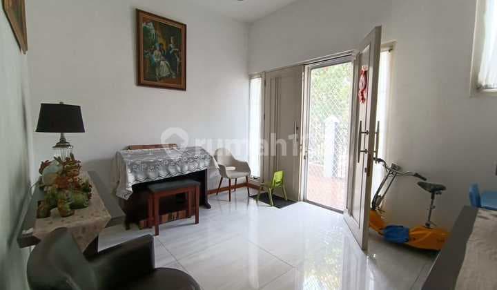 Rumah View Golf Termurah Crown Pik Full Renov Bangunan Best Deal!!