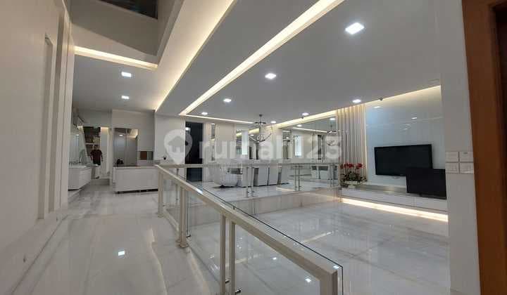 Lake View Luxury House at Garden House Cluster PIK Fully Furnished
