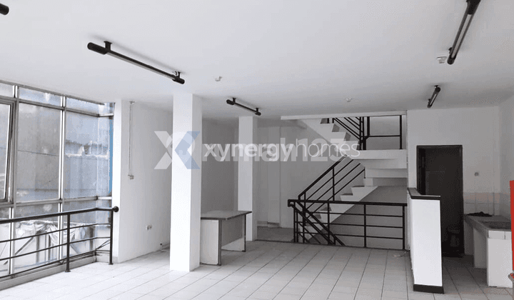 3.5 Story Shophouse with SHM on Main Road, Taman Kopo Indah 1, Bandung
