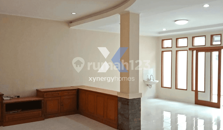 Rumah di Hegarmanah Bandung