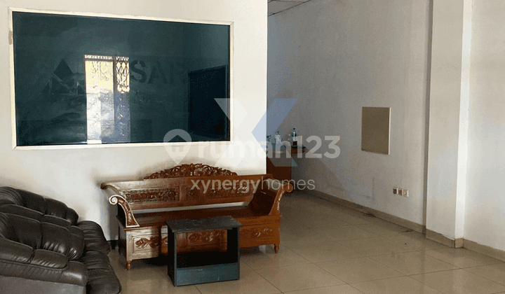 Ruko 2,5 Lantai Lokasi Strategis di Komplek Mekar Wangi Bandung