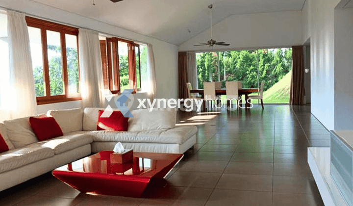 Rumah Villa Super Lux 2 Lantai SHM Full Privacy View Bukit di Resor Dago Pakar Bandung