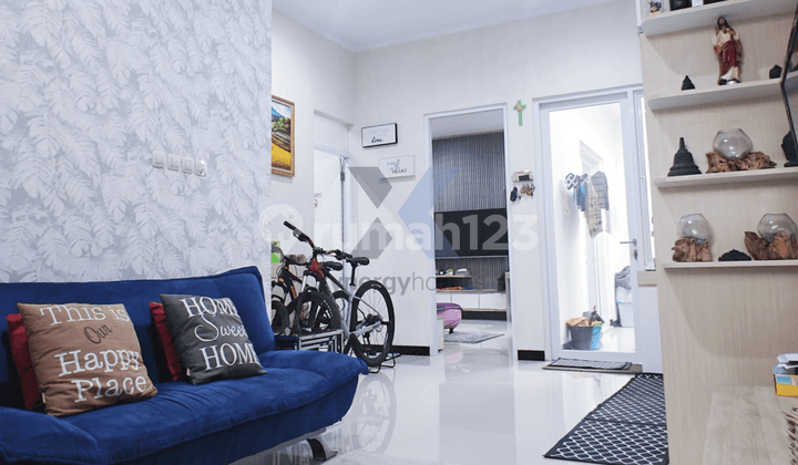 Rumah Minimalis Full Furnished SHM Lokasi Strategis di Taman Kopo Indah 3 Bandung