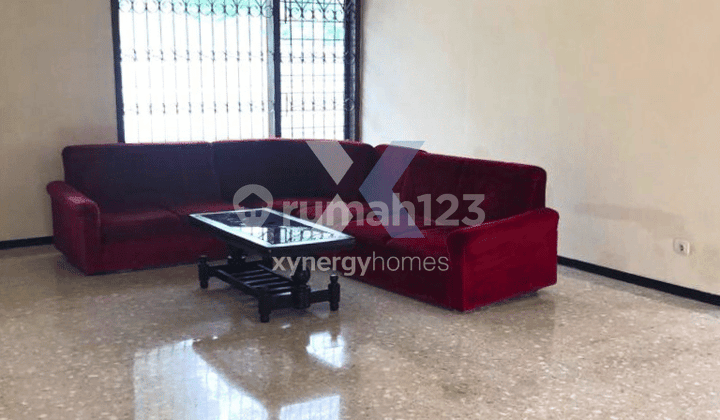 Rumah SHM di Mainroad Setrasari Raya Bandung
