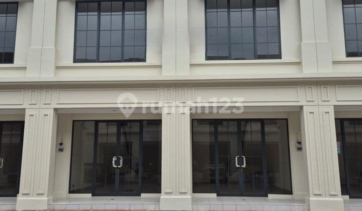 Tandem shophouse in Madison Grande Gading Serpong - west-facing