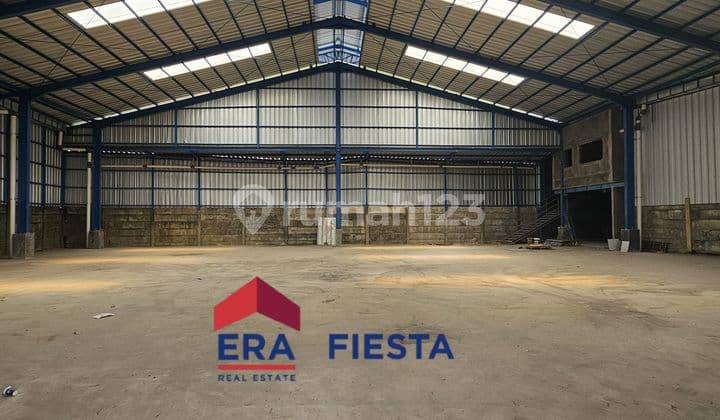 Neat Ready-to-Use Warehouse for Rent in Ranca Iyuh, Legok - Near the Toll Road