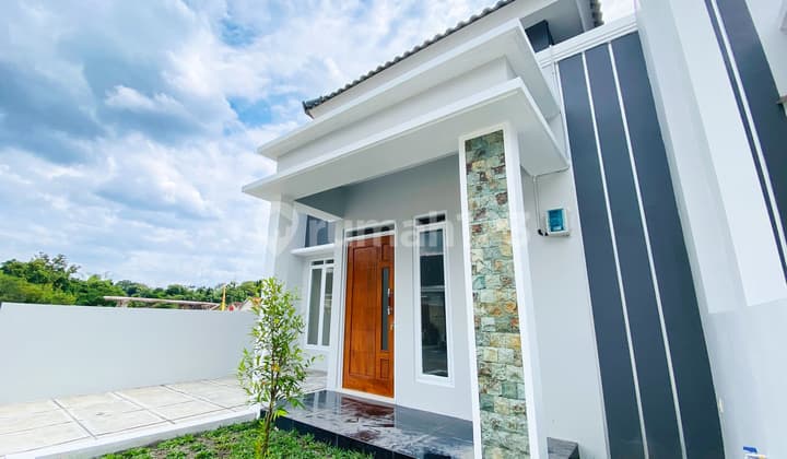 Modern Minimalist House, Build-to-Order with KPR (Home Loan) Available