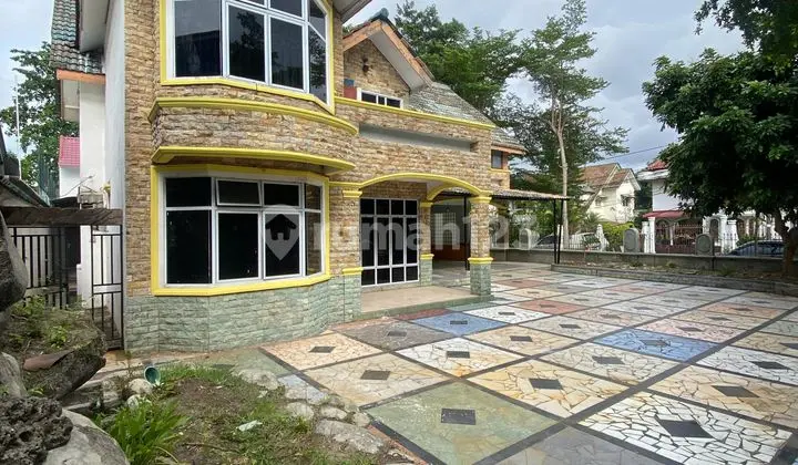 Disewakan Rumah Bagus di Perumahan Rosedale, Jl. Laksamana Bintan, Teluk Tering, Batam Kota, Kota Batam, Kepulauan Riau, Indonesia, 29461, Batam Centre